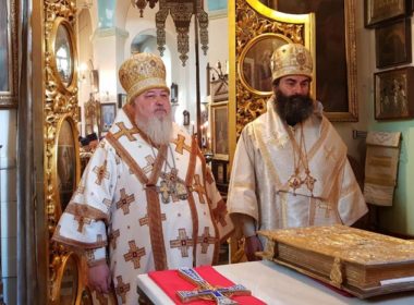 Митрополит Кирилл совершил Литургию в Александро-Невском храме г. Тбилиси