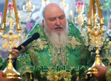 В праздник Святой Троицы митрополит Кирилл совершил Литургию в Казанском кафедральном соборе