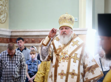 Митрополит Кирилл совершил Литургию в Казанском кафедральном соборе