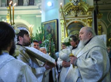 Митрополит Кирилл совершил всенощное бдение в канун праздника Рождества Христова