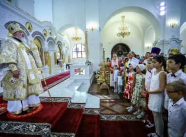 Митрополит Кирилл возглавил престольные торжества во Владимирском соборе