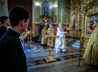 Правящий архиерей совершил всенощное бдение в Казанском кафедральном соборе