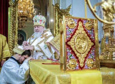 В Неделю 9-ю по Пятидесятнице митрополит Кирилл совершил Литургию в Казанском соборе
