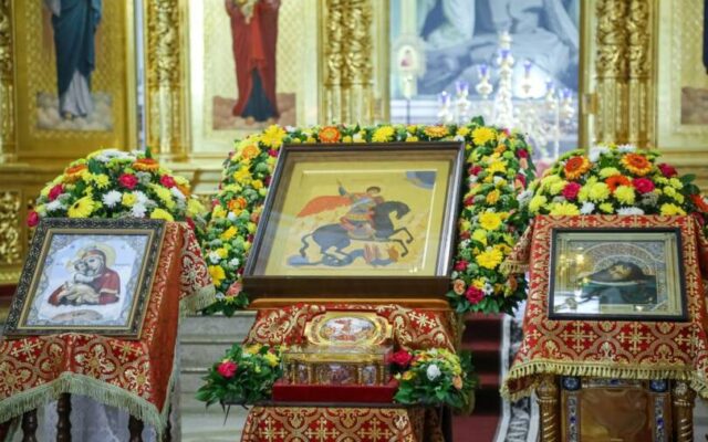 Ковчег с частицей мощей великомученика Георгия Победоносца покинул Ставрополь