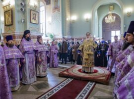 В Неделю Торжества Православия митрополит Кирилл совершил Литургию в Казанском кафедральном соборе