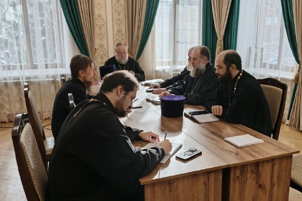 Ректор Ставропольской духовной семинарии возглавил работу заседания Административного совета