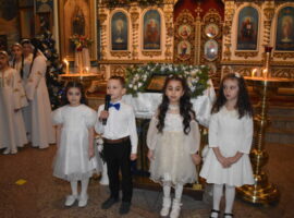 Традиционный рождественский фестиваль «Свет Рождественской звезды» прошел в храме Успения Божией Матери села Кочубеевского