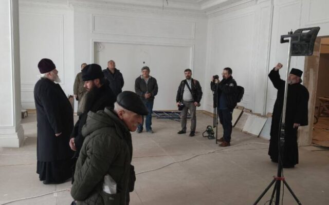 Митрополит Кирилл ознакомился с ходом строительных работ в новом здании Ставропольской митрополии