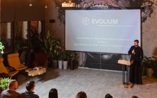 Руководитель миссионерского отдела Ставропольской епархии прочитал лекцию для резидентов сообщества предпринимателей