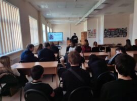 Священнослужитель рассказал учащимся школы № 25 села Кочубеевского о становлении славянской письменности