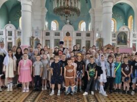 В храме святителя Николая Чудотворца села Дмитриевского прошла экскурсия для воспитанников летнего пришкольного лагеря МКОУ СОШ № 8