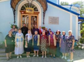 Паломники Ипатовского благочиния посетили святыни Ставрополя