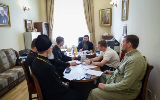 Секретарь епархиального управления возглавил рабочее совещание по подготовке ко Дню семьи, любви и верности