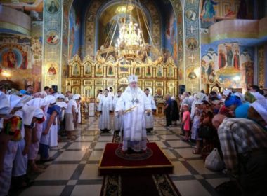 В праздник Преображения Господня митрополит Кирилл совершил Литургию в Преображенском соборе г. Изобильного