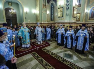 В канун престольного праздника Казанского кафедрального собора митрополит Кирилл совершил всенощное бдение
