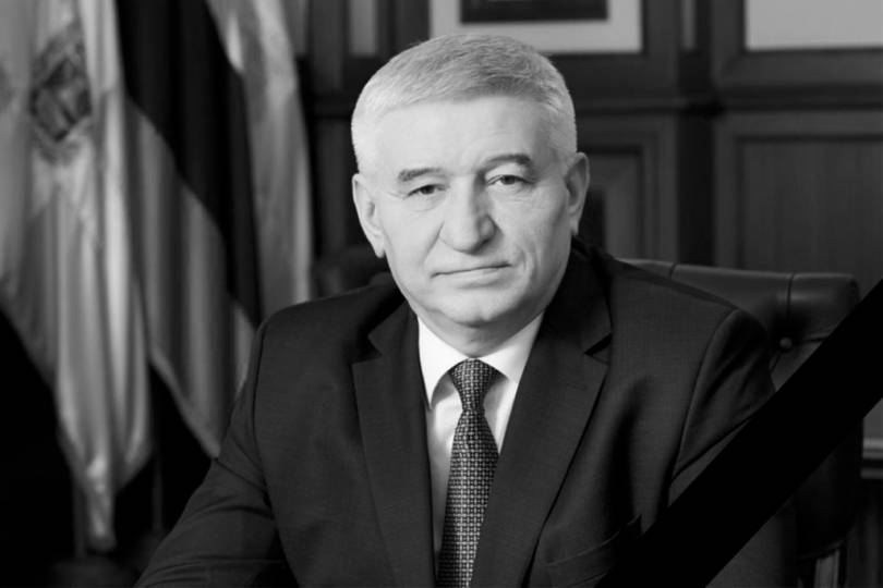 Митрополит Кирилл выразил соболезнование родным и близким главы Ставрополя Андрея Джатдоева