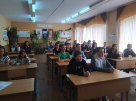 Священнослужитель провел беседу с учащимся школы №9 станицы Темнолесской