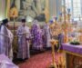 В Великий Четверг митрополит Кирилл совершил Литургию в Казанском кафедральном соборе
