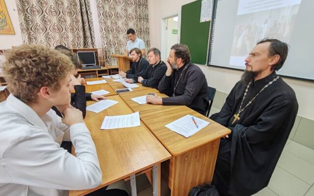 В Ставропольской духовной семинарии состоялась студенческая научно-практическая конференция «Сравнительный анализ источников, свидетельствующих о иудейских религиозных партиях эпохи Второго Храма»