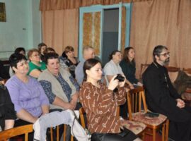 Настоятель храма Усекновения главы Иоанна Предтечи села Октябрьского посетил театрализованное представление, подготовленное к празднованию 80-й годовщины Победы в Великой Отечественной войне