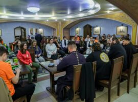 В Казанском кафедральном соборе прошла встреча православной молодежи епархии со священником Павлом Островским