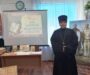 Настоятель храма Покрова Пресвятой Богородицы села Труновского провел беседу с учащимися школы № 2 в сельской библиотеке