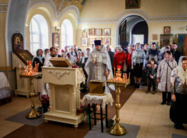 В храме села Новомихайловского встретили престольный праздник
