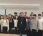 Священнослужитель побеседовал с учащимися школ города Михайловска