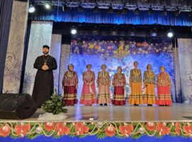 В Доме культуры села Донского состоялся рождественский концерт ансамбля «Сударушка»
