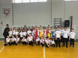 В школе № 3 села Кочубеевского прошел музыкально-патриотический фестиваль «Песни народов России»