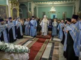 В канун праздника Сретения Господня митрополит Кирилл совершил всенощное бдение в Андреевском соборе города Ставрополя