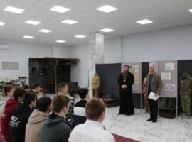 Благочинный Ипатовского округа приветствовал участников просветительской встречи «Экстремизм — антисоциальное явление»