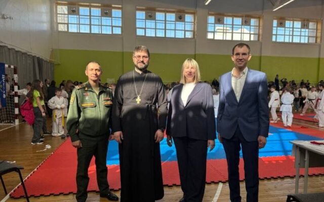 Руководители епархиальных отделов приняли участие в открытии турнира по каратэ