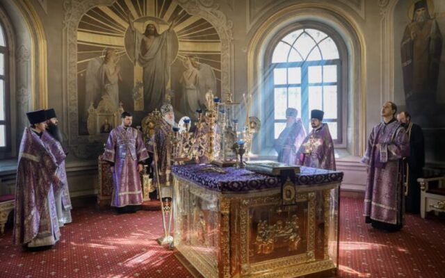 В Неделю 2-ю Великого поста митрополит Кирилл совершил Литургию в Андреевском соборе города Ставрополя