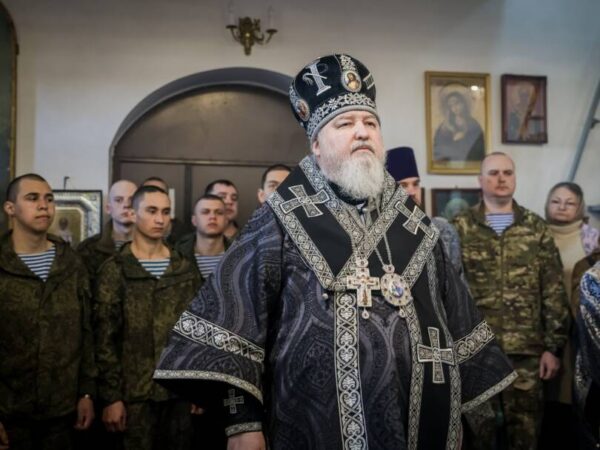 Митрополит Кирилл совершил Литургию Преждеосвященных Даров в храме святого мученика Иоанна Воина города Ставрополя