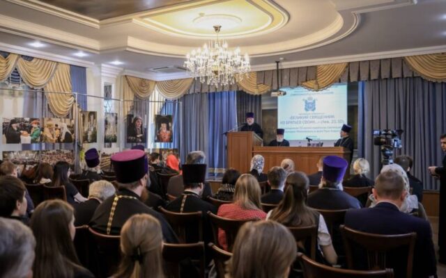 В Ставропольской духовной семинарии прошли торжества, посвященные празднованию 50-летия архиерейской хиротонии Святейшего Патриарха Московского и всея Руси Кирилла