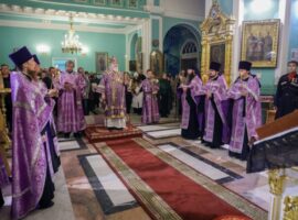 Митрополит Кирилл совершил всенощное бдение в Андреевском соборе города Ставрополя