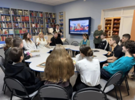 Круглый стол, посвященный теме единства народов России, прошел в центральной библиотеке Андроповского района