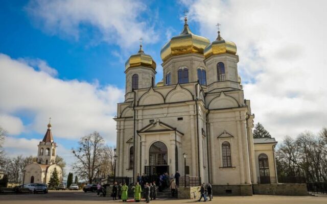 В Великую Субботу в Казанский кафедральный собор будут принесены святыни из Георгиевской епархии