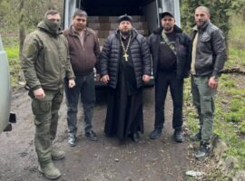 Более тысячи пасхальных куличей были доставлены в зону СВО из Новоалександровского благочиния