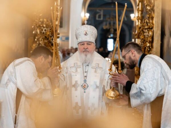 Митрополит Ставропольский Кирилл возглавил престольные торжества храма святителя Николая в Заяицком