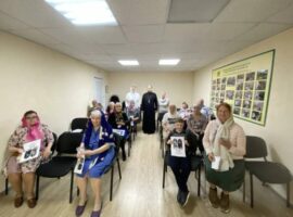 Волонтеры храма святого великомученика и целителя Пантелеимона города Ставрополя посетили Краевой центр социального обслуживания граждан пожилого возраста и инвалидов