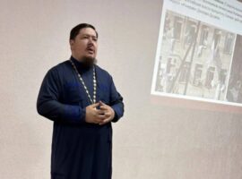 В Доме культуры станицы Беломечетской прошел показ документального фильма «Святой Крест Буденновска»