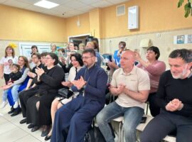Руководитель миссионерского отдела епархии и министр спорта края посетили детский дом