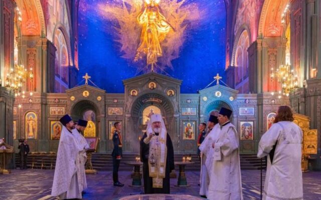 Митрополит Кирилл возглавил заупокойное богослужение в Главном храме Вооруженных сил Российской Федерации в День памяти и скорби