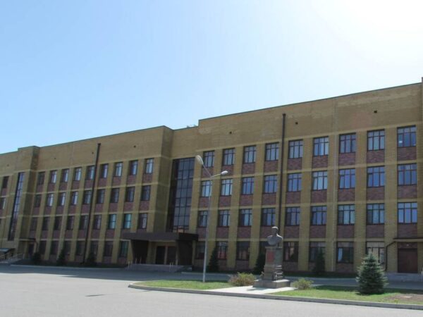 В Институте ФСБ России в Ставрополе состоялся показ документального фильма «Святой Крест Будённовска»
